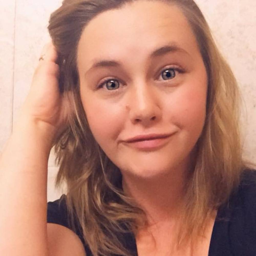 Meet your Posher, Sabrina